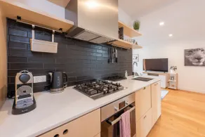 Modern 1BR Apt in Brunswick East, 15 mins from CBD - Image 4