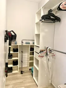 Apartment in the heart of Chinatown, Paris - Image 5