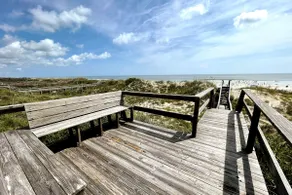 Ocean Edge - 2 Bedroom Oceanview Apartment - Image 2