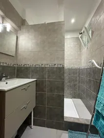 Apartment at the foot of the Arenas - Image 3