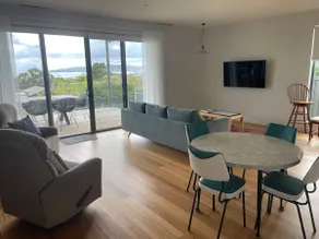 Newly built Family Friendly Apartment in Dromana - Image 2