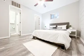 SFA Retreat, Spacious Downtown Apartment - Image 3