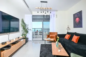 Kinneret Sheli - a luxurious 5-room apartment with a spectacular view of the Kinneret - Image 5