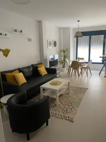 Excellent family apartment. Parking included - Image 2