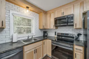 The Hearthstone Grand Residence | Elegant 2BR - Image 4