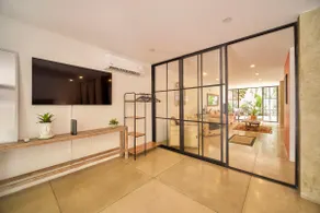 Renovated APT Perfect for Romantic Weekend Getaway - Image 3