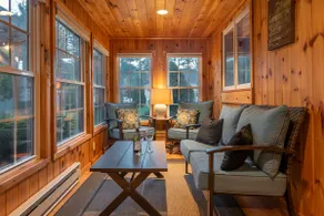 10 Mins to Ski-HotTub-Fireplace-PETS - Image 3