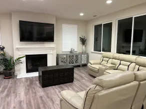 C. Luxury 3B1B design house - Image 2