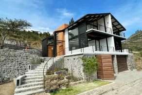 House overlooking the lake - Balcón Real #3 - Casa Colibrí - Image 2
