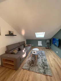 Cozy apartment close to the center - Image 3