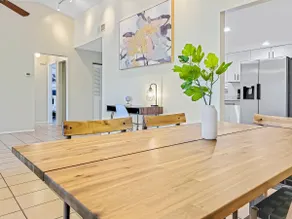 Delightful Family Home in New Tampa - Image 5