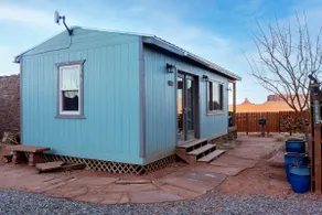 Turquoise Cabin - Image 3