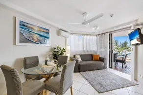 Sandcastles Apartment with Sea View - Image 3