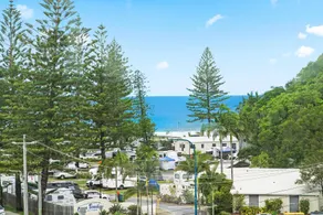 2 Bed, 2 Bath Ocean View Apt! Parking, 250m to Beach - Image 4