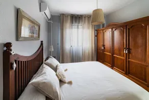 Seville Aljarafe Home + free parking - Image 4