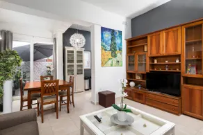 Apartment with yard close to Valletta - Image 5
