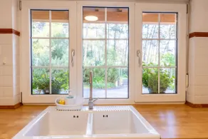 Delux apartment with ocean views! - Image 4