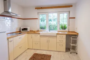 Delux apartment with ocean views! - Image 5