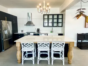 N1 Condos - Image 2