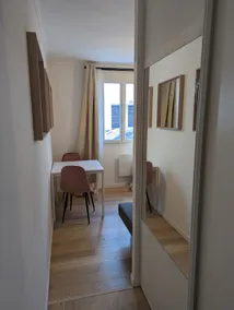 Two rooms, quiet, Tours center - Image 3