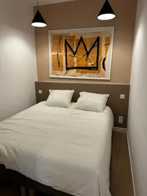 Ideal 2-bedroom rental - Image 3