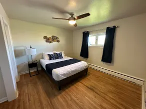 Spacious 3 bedroom/1.5 bath home - Image 2