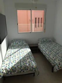3 bedroom 2 bathroom Apartment - Image 5