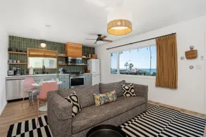 Steps From Beach, Panoramic Ocean Views & Parking - Image 2