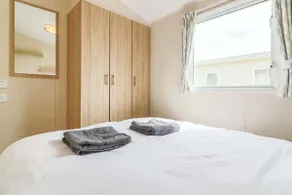 Beachside caravan - Image 2