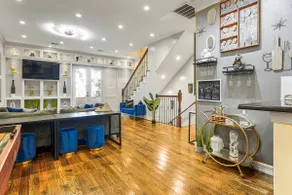 Central Chic: Trendy Midtown 3BR Retreat - Image 4