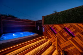 La Jolla Beach House-Family Focused-3min to Beach - Image 2