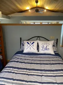 Cozy Lakefront Cottage With The Best View - Image 5