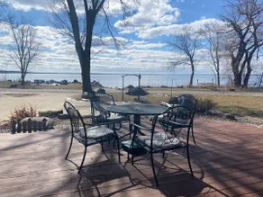 Cozy Lakefront Cottage With The Best View - Image 3