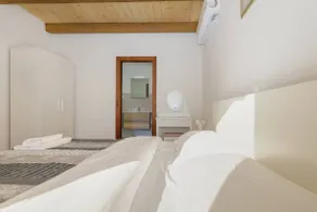 Luxury Villa David - Heated Saltwater Pool & Sauna - Image 4