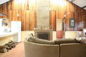 Tranquil 3-Br Country House - Image 2