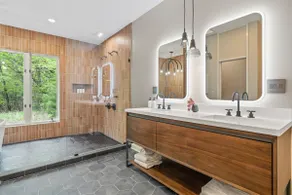 Sewanee Woods Modern Luxe Escape - Image 3