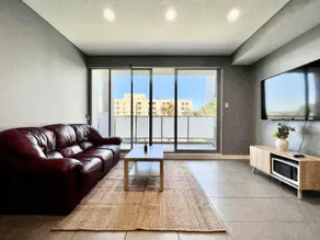 Cozy 1 bed Apt in Parramatta with free parking - Image 2