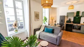 Cozy Calypso - 2-bedroom apartment - Quartier des Halles + parking - Image 2