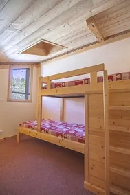 Heart of resort rental for 6 people - Image 4