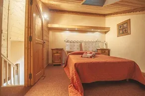 Heart of resort rental for 6 people - Image 5