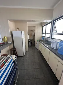 Apartment in front of the beach - Image 2