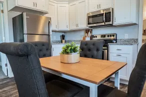 Farmhouse Flat w/ private hot tub - Image 5