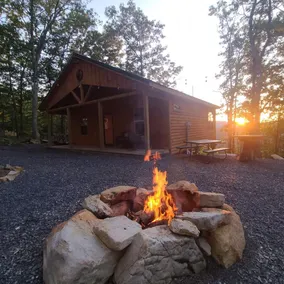 Mountain Top Cabin - Image 2
