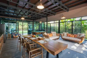 Luxury Family Pool Villa plus 2 Separate bungalows - Image 4