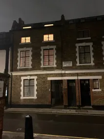 Quiet Gated 1-Bed in Westminster | Fast Wi-Fi - Image 4