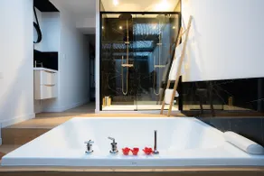 Ode to Desire: Intimate Studio - Image 2
