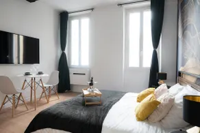 Ode to Desire: Intimate Studio - Image 3