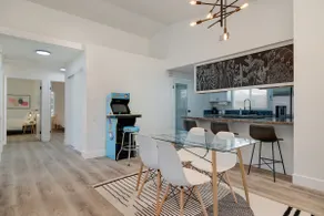 Best Location ! Next to Fountains & Fairgrounds! - Image 2