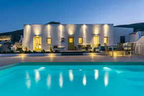 Santorini's Rising Sun Private Villa - Image 4