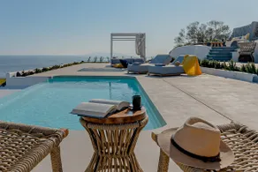 Santorini's Rising Sun Private Villa - Image 2